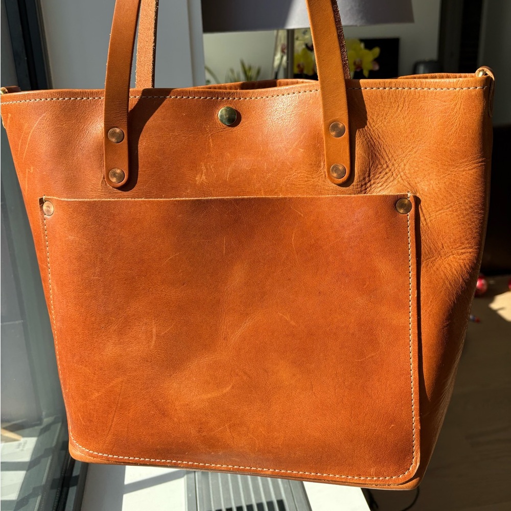 KMM & Co Travel Tote in Natural Dublin